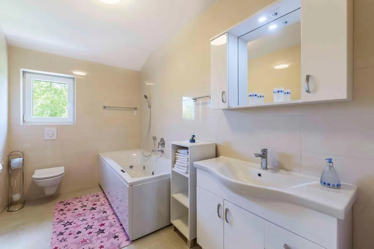 Holiday Home In Labin/Istrien 8880 Croatie